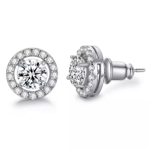 ¥Luxury White Zircon Sterling Silver Stud Earrings - Picture 4 of 4